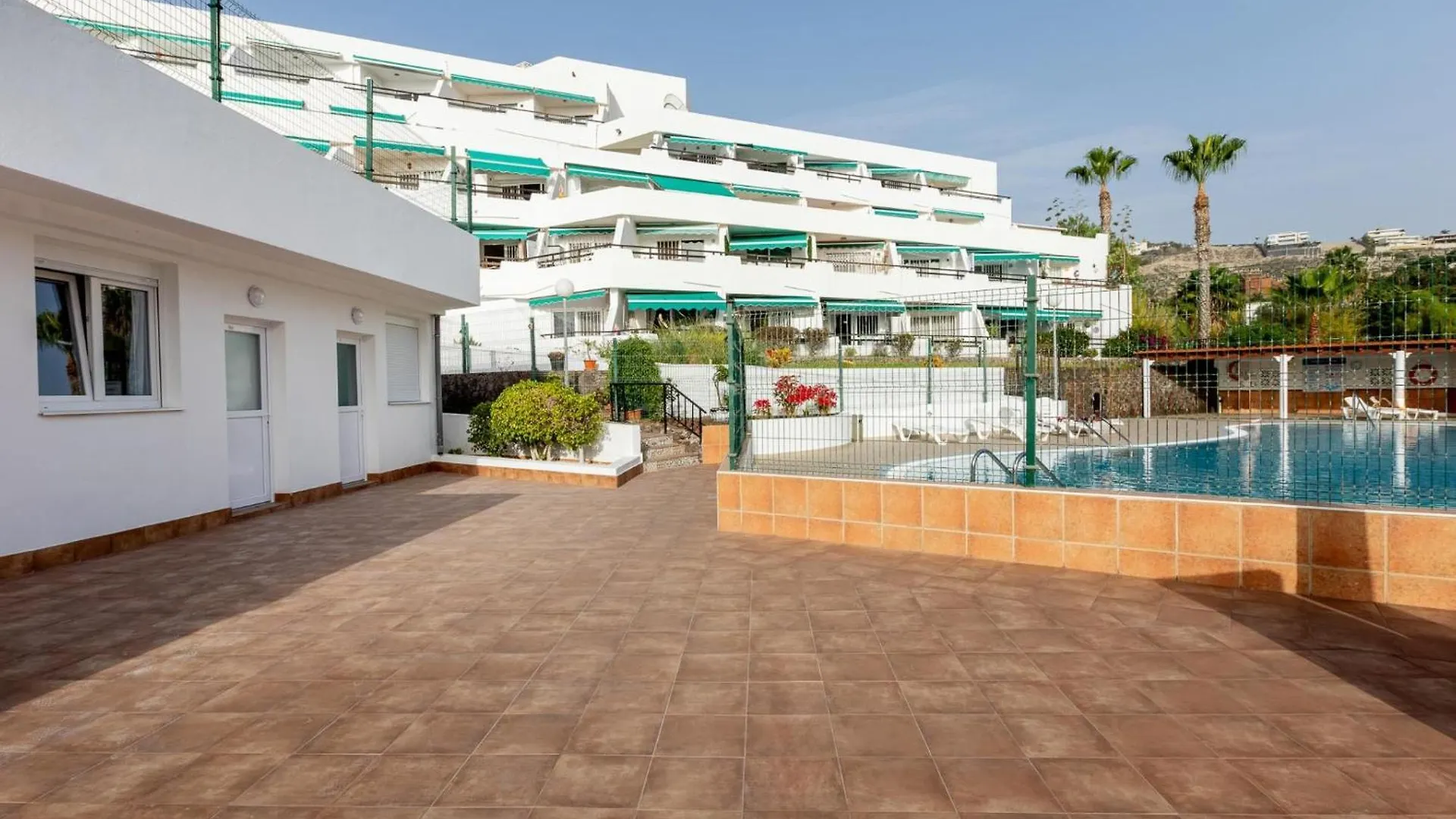 Apartment 2A Cozy Las Flores With Pool Costa Adeje